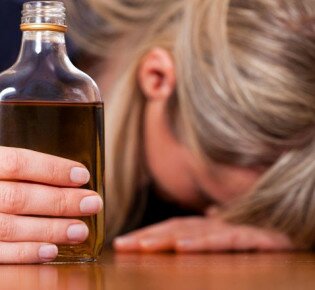 Помогает ли алкоголь при ВСД