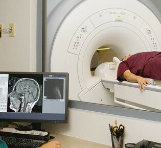 Что показывает МРТ головного мозга при шизофрении