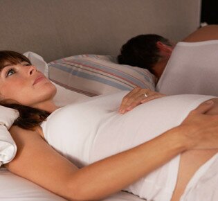 10 проверенных способов борьбы с бессонницей во время беременности